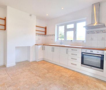 2 bedroom detached bungalow to rent - Photo 5