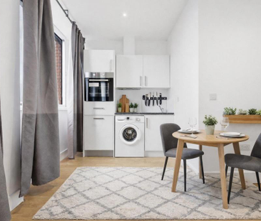 Studio to rent - Photo 2