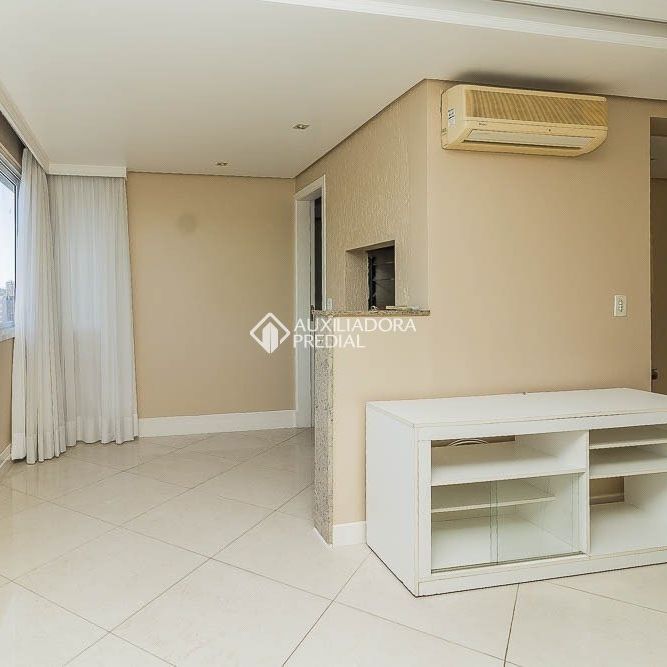 Apartamento com 2 quartos e 83m² para alugar em Santa Cecília, Porto Alegre. - Photo 1