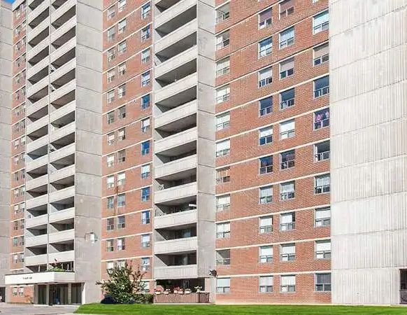 Clipper Apartments — 2 Bedroom - Photo 1