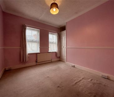 Belmont Road, Reading, Berkshire, RG30 - Photo 4