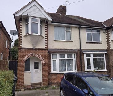 3 bedroom semi-detached house to rent - Photo 4