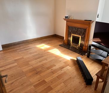 4 Bed Detached House, Vivian Road, S5 - Photo 1