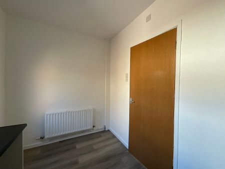 19 Orkney Street, Belfast, BT13 3GR - Photo 5
