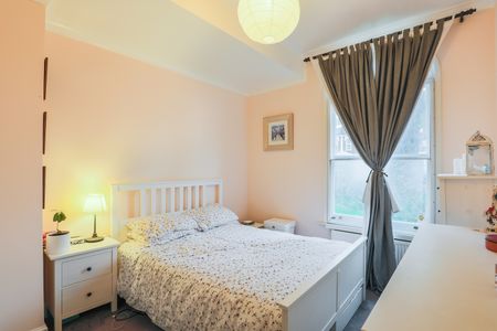 1 Bed Flat, Canadian Avenue, SE6 - Photo 5