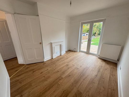 3 bedroom semi-detached house to rent - Photo 1