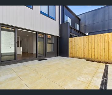 68 Thompson Drive, Wantirna, Vic 3152 - Photo 6