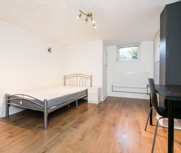 B Hartley Avenue, Woodhouse, Leeds - Photo 4