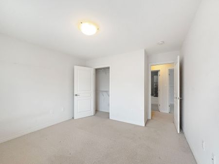 For Lease - 14 Whaley Lane, Hamilton, Ontario - Photo 3