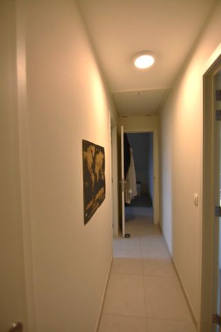 Lichtrijk 2-slpk appartement met privé parking nabij Rumbeke - Photo 4