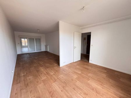 Location appartement 4 pièces 100.1 m² à Montivilliers (76290) - Photo 2