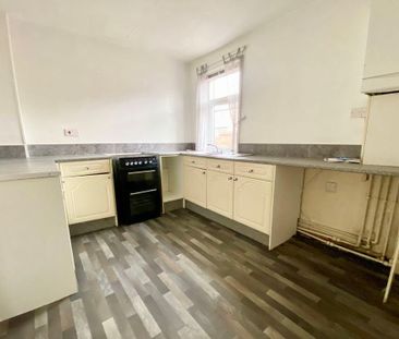 3 bed terraced house to rent in SR8 - Photo 6