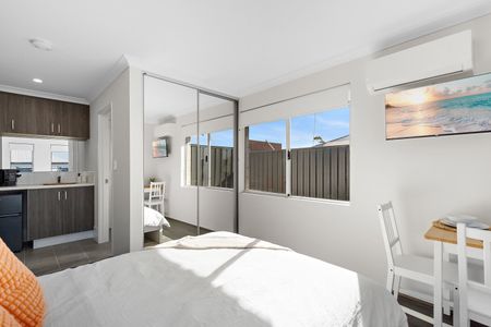 Ravenswood - Photo 4