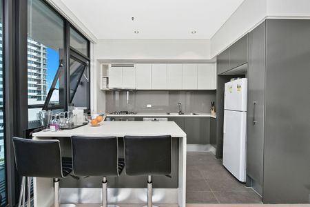 701/63 Shoreline Drive, Rhodes - Photo 3