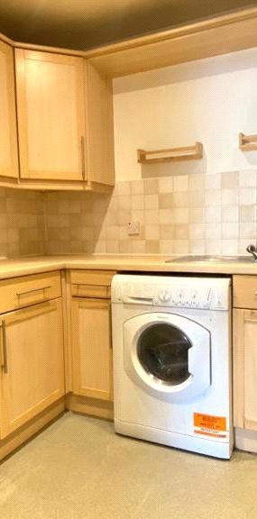 Quadrant Court, Reading Quadrant Court, Reading - Photo 2