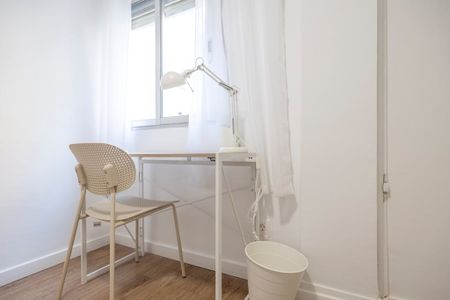 Carrer Pintor Nicolau, Valencia, Valencian Community 46022 - Photo 3