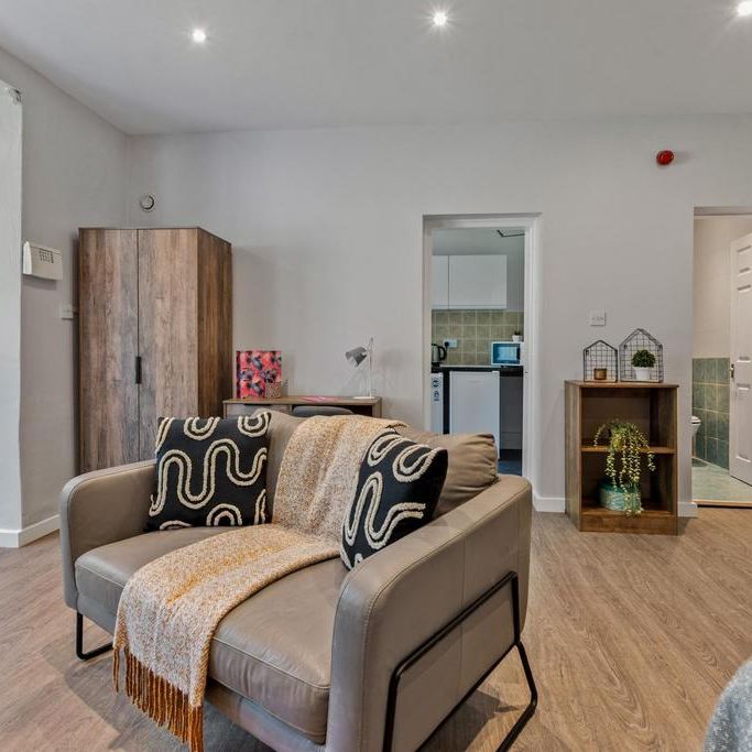 1 bedroom flat to rent - Photo 1