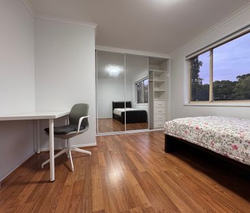Belmore - Photo 1