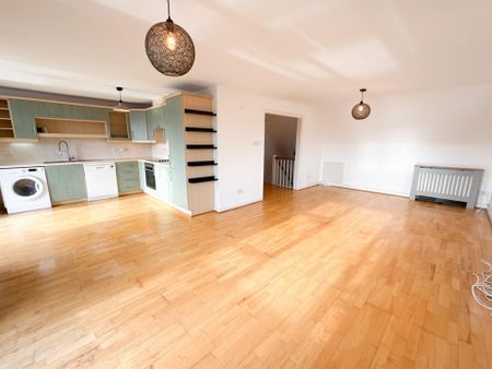 Mariners Wharf, Quayside, Newcastle Upon Tyne, NE1 - Photo 2