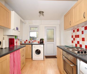 2 bedroom terraced house to rent - Photo 3