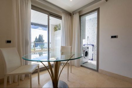Luxury Flat for rent in The Golden Mile, Spain - Photo 3