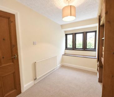 2 bedroom link detached house to rent - Photo 4