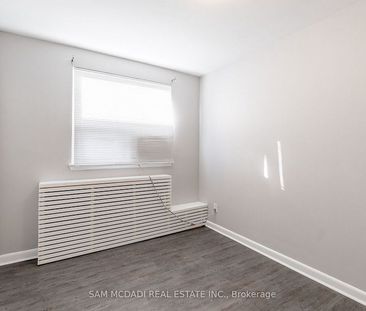 For Lease - 1710 Lakeshore Road, Mississauga, Ontario - Photo 4