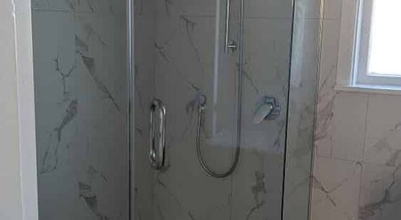 Newly Renovated 3 Bedroom Home - Photo 2