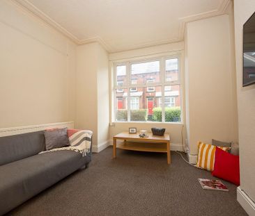 5 bedroom terraced house to rent - Photo 1