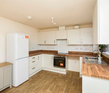 3 bedroom house to rent Carlen Drive, Derby, Derbyshire, DE24 - Photo 6