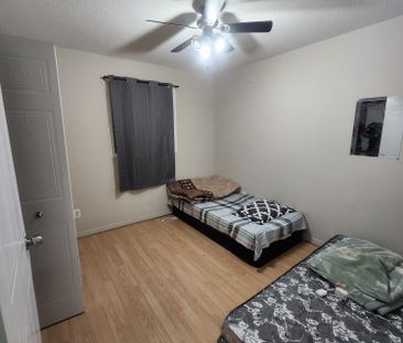 For Lease - 963 Prosperity Court Unit# Main, London East, Ontario - Photo 2