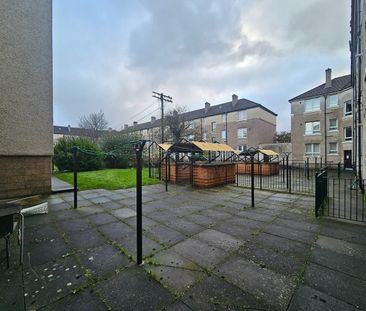 2 Bed Flat, Copland Quadrant, G51 - Photo 3