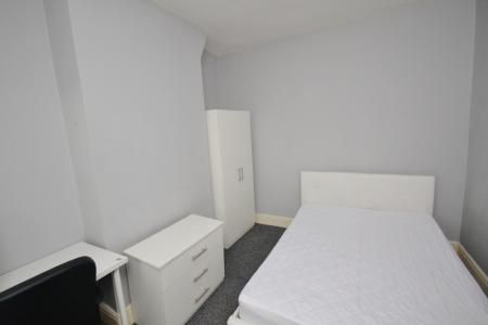 Halstead Avenue, Salford, M6 - Photo 2