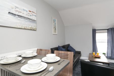 Apt 5 Yr Owain Glyndwr, High Road, Llanddona - Photo 3