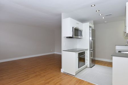 12 Bater Avenue - Photo 3