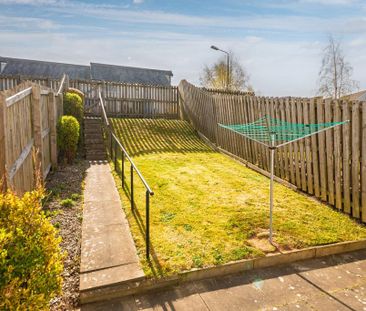 2 bedroom terraced house to rent - Photo 1