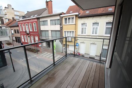 Zeer verzorgd twee-slaapkamer appartement met terras - Photo 3