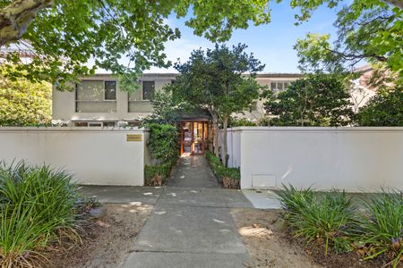 4/9 Woorigoleen Road, Toorak VIC 3142 - Apartment For Rent | Domain - Photo 5