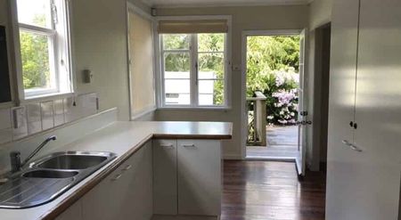 Family Home Three Bedrooms Meadowbank - Photo 5