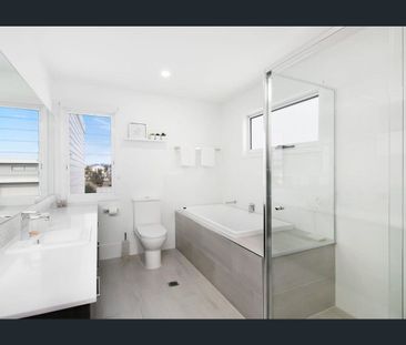 Beachside Lifestyle - Photo 1