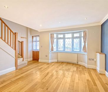 Glenwood Avenue, Westcliff-on-Sea, Essex, SS0 9DS - Photo 2