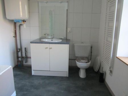 Location Appartement 2 pièces 52m² YDES 15210 - Photo 5