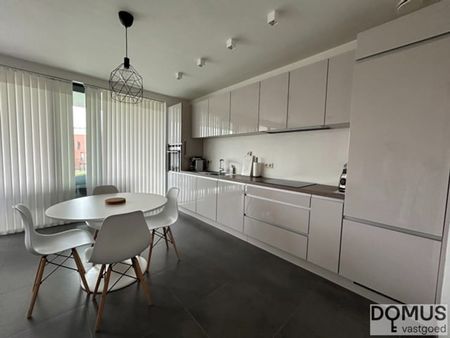 Appartement te huur - Foto 3