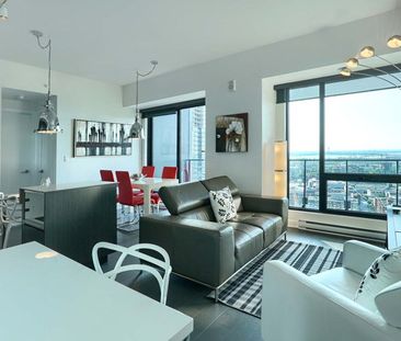 Rue Saint-Antoine Ouest - Photo 2