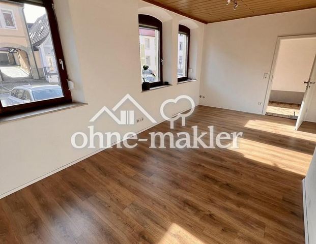 Helle 3-Zimmer-Wohnung mit Einbauküche und Garten im Zentrum von Neustadt Aisch - Photo 1