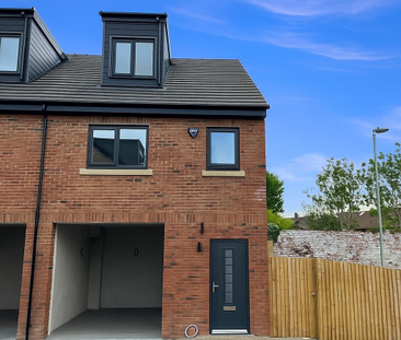 2 bedroom townhouse to rent - Photo 3