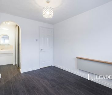 2 bedroom apartment to rent Foxglove Way, Wallington, SM6 - Photo 3