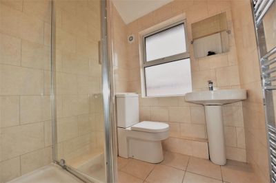 6 bedroom House in Headingley Avenue, Headingley - Photo 4