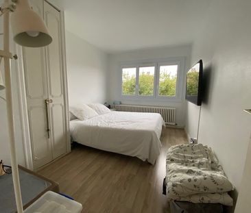 Location Maison 7 pièces 132m² - Photo 2