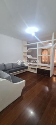 Sobrado com 3 quartos e 249m² para alugar em Demarchi, São Bernardo do Campo. - Foto 1